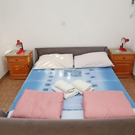 Apartments Katica Lumbarda Luaran gambar