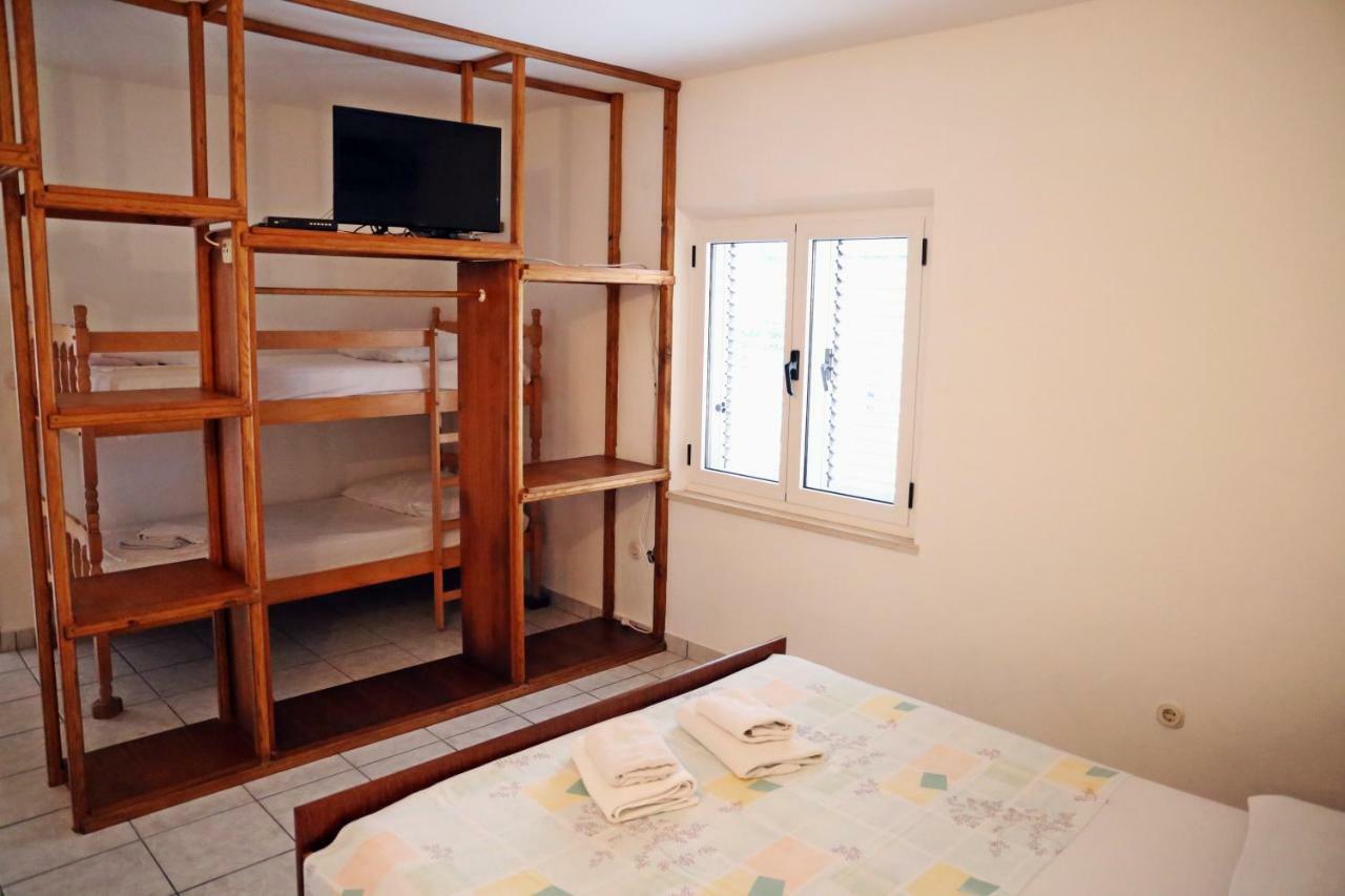 Apartments Katica Lumbarda Luaran gambar