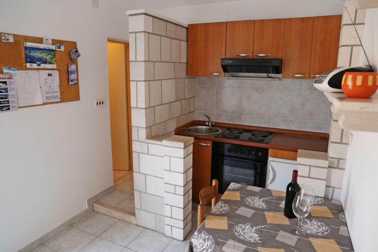 Apartments Katica Lumbarda Luaran gambar