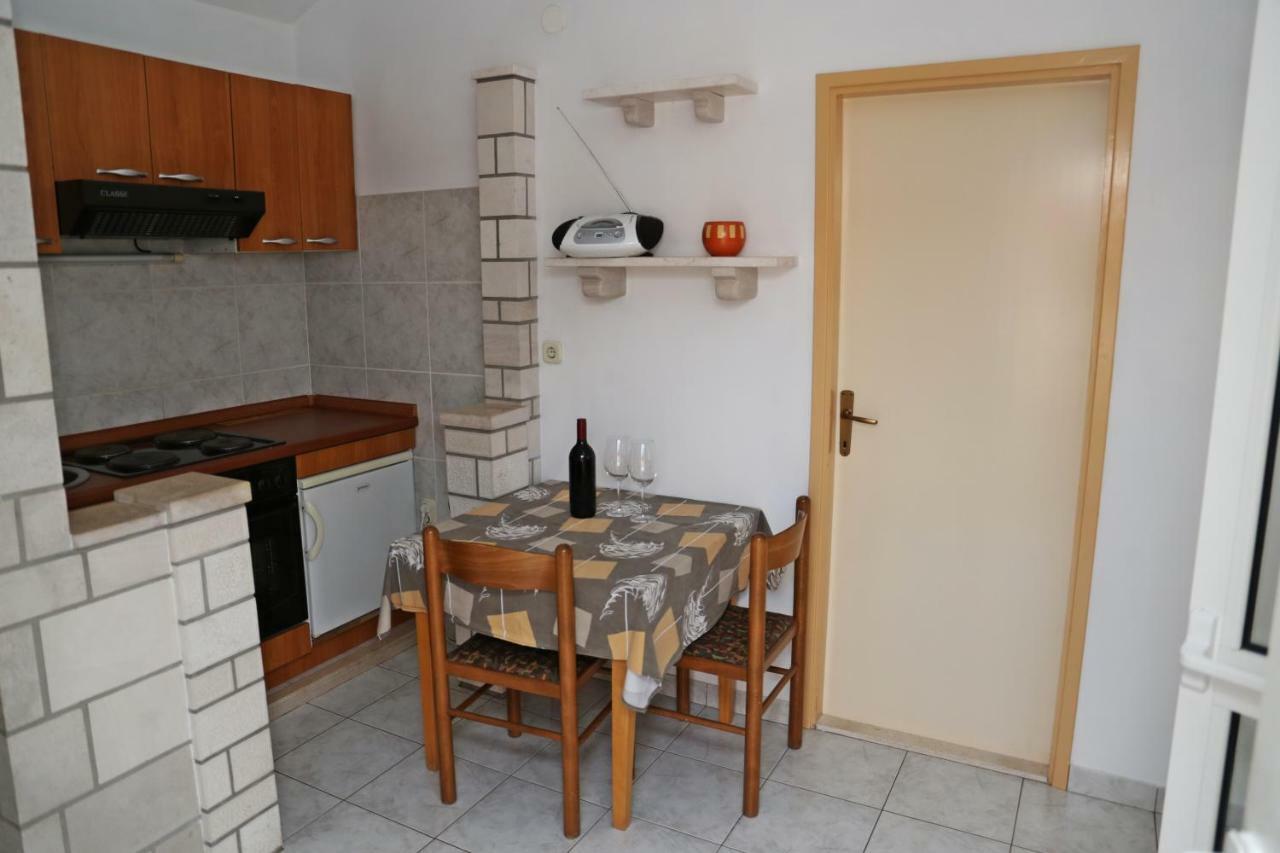 Apartments Katica Lumbarda Luaran gambar